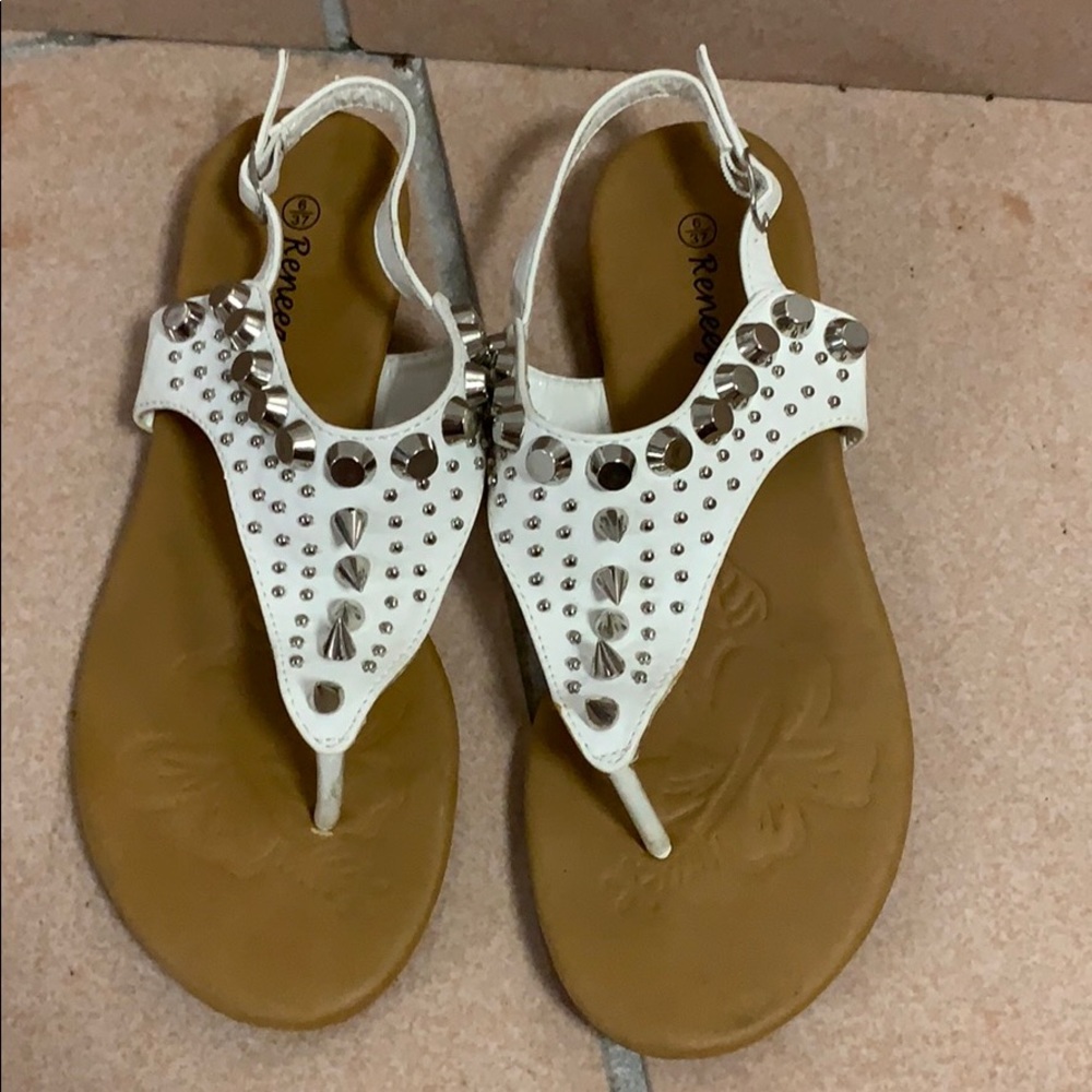 Sandal